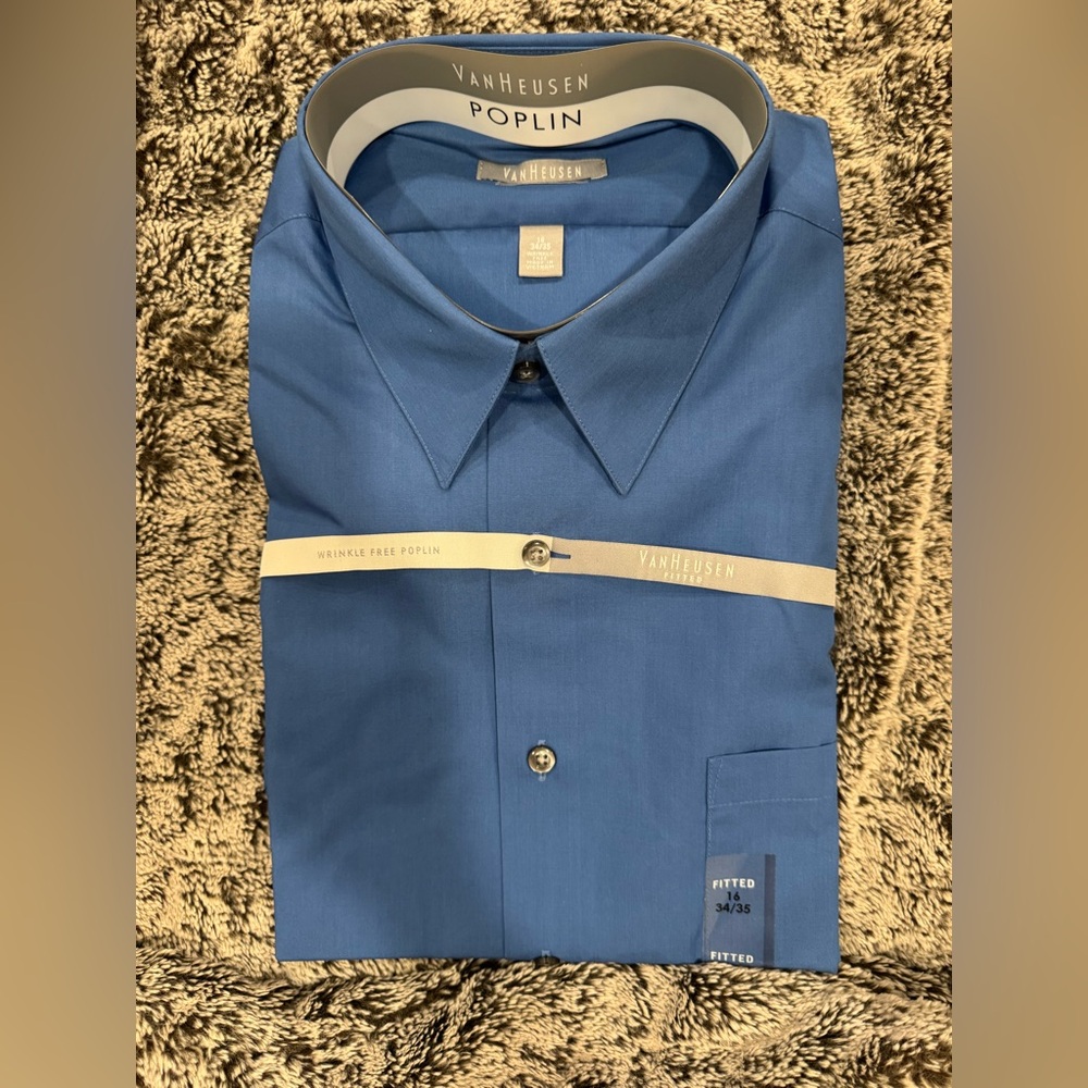 Van Heusen Men's Fitted Blue Poplin Shirt